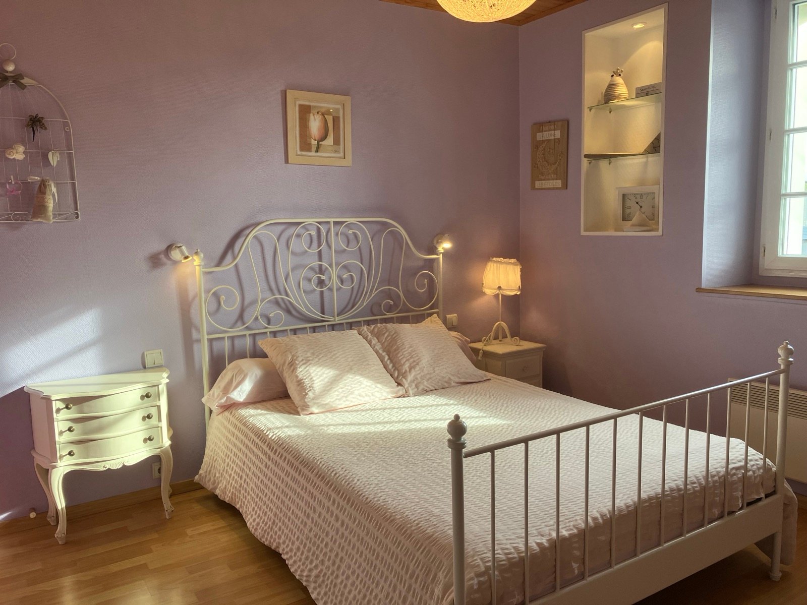 La Romantique — chambre d'hôtes à L'Arbre Émaillé