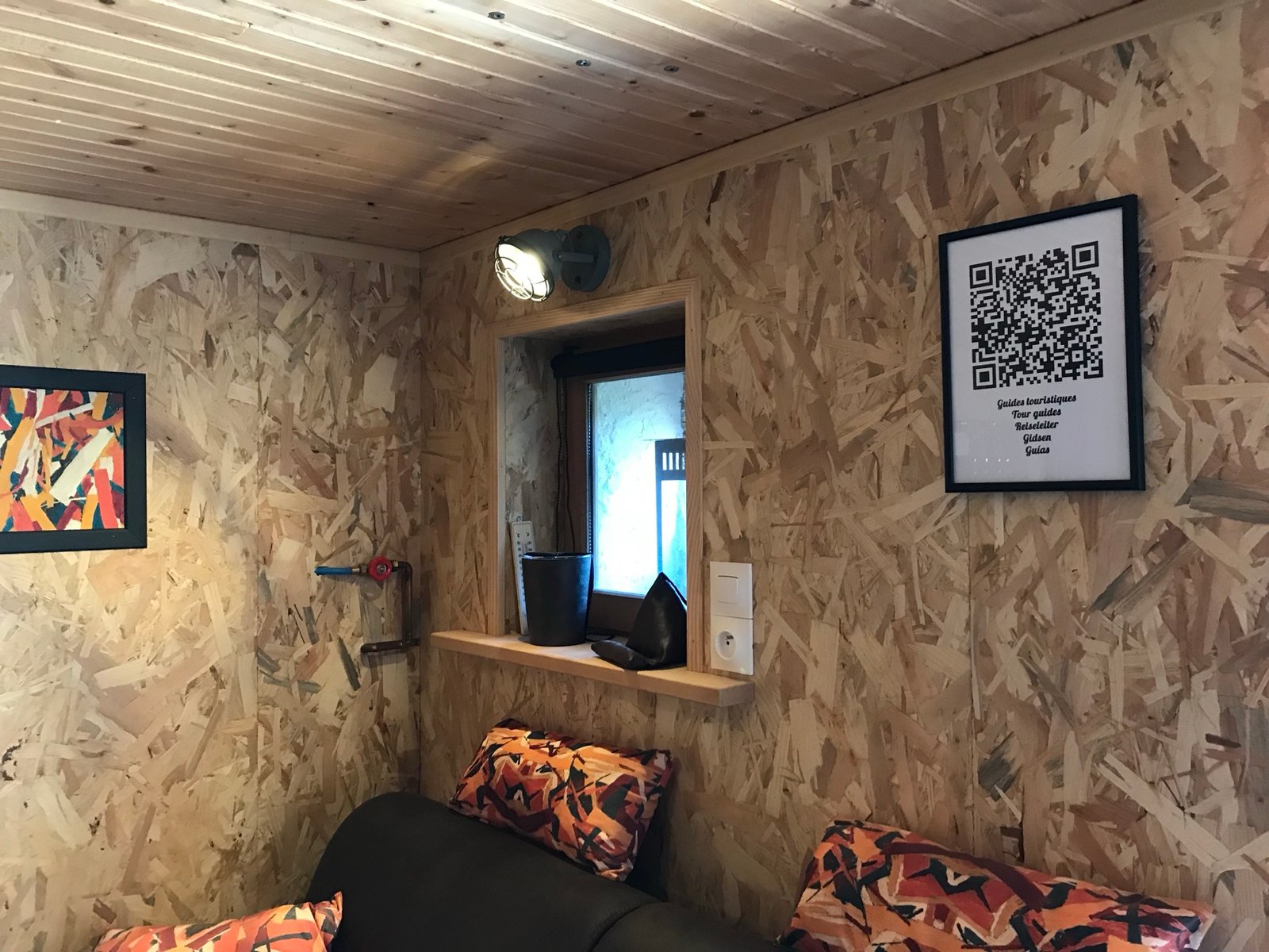 La Quincaillerie — view 13